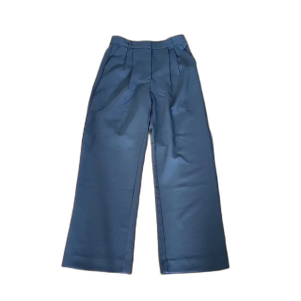 NWT Abercrombie & Fitch High Rise Sloane Tailored Wide Leg Pants, Navy, 30/10L - Picture 2 of 10